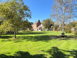 Photo 20- click for photo gallery